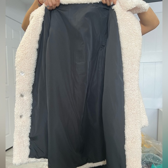 Norla- Sheep fur vest - Picture 3 of 4